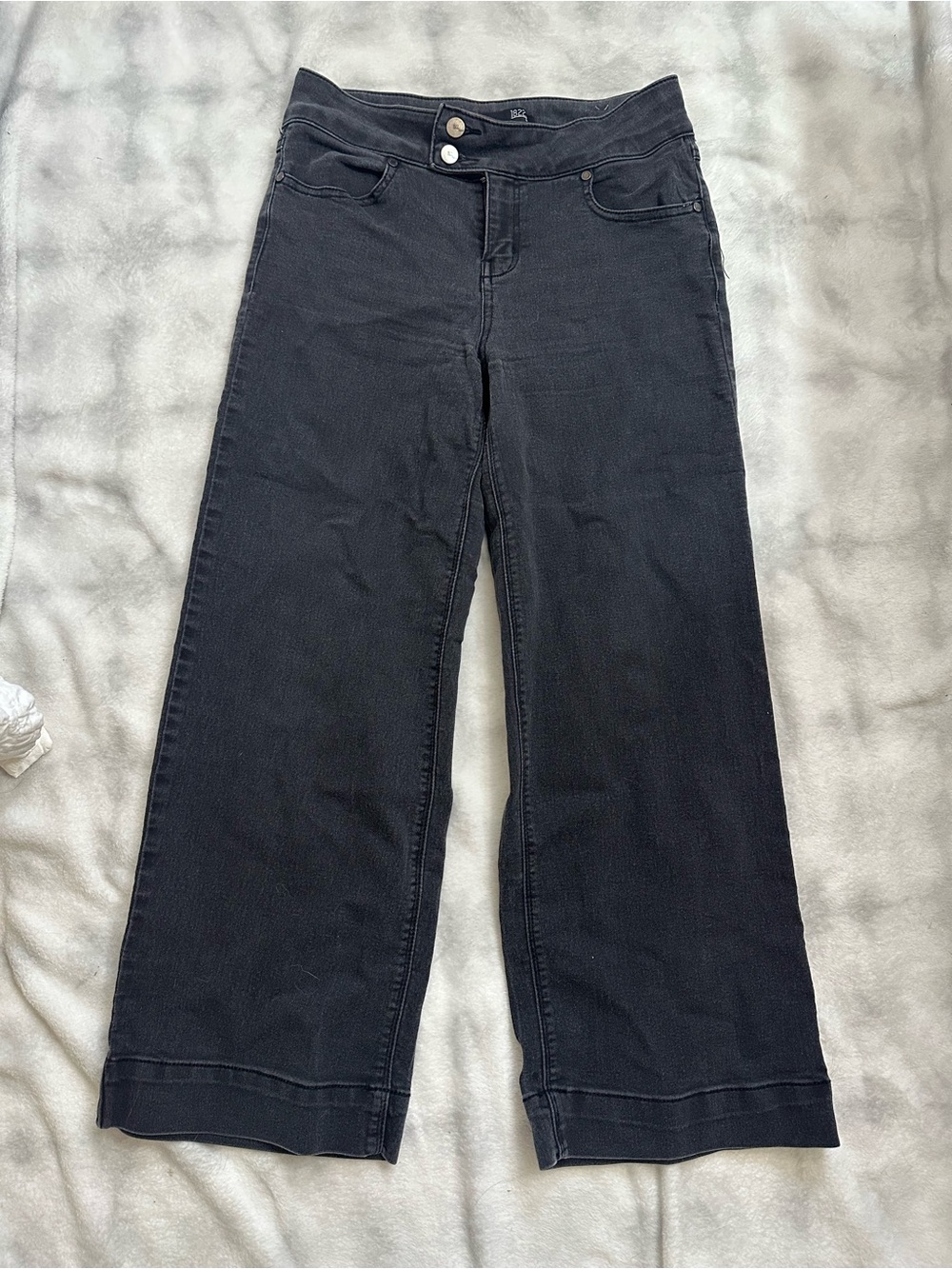 1822 Denim Black Wide-Leg Jeans